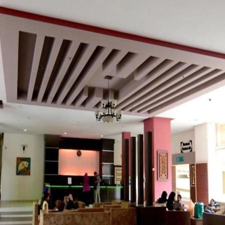 Puteri Beach Resort ポートディクソン エクステリア 写真