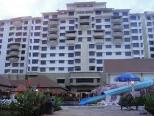 Puteri Beach Resort ポートディクソン エクステリア 写真